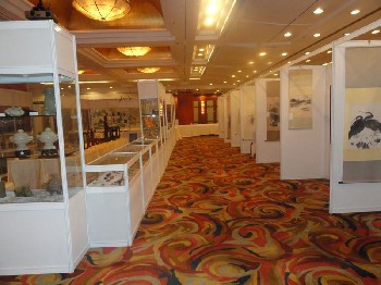 供應(yīng)北京八棱柱展板，掛畫展板，油畫展板，圍擋展板租賃銷售